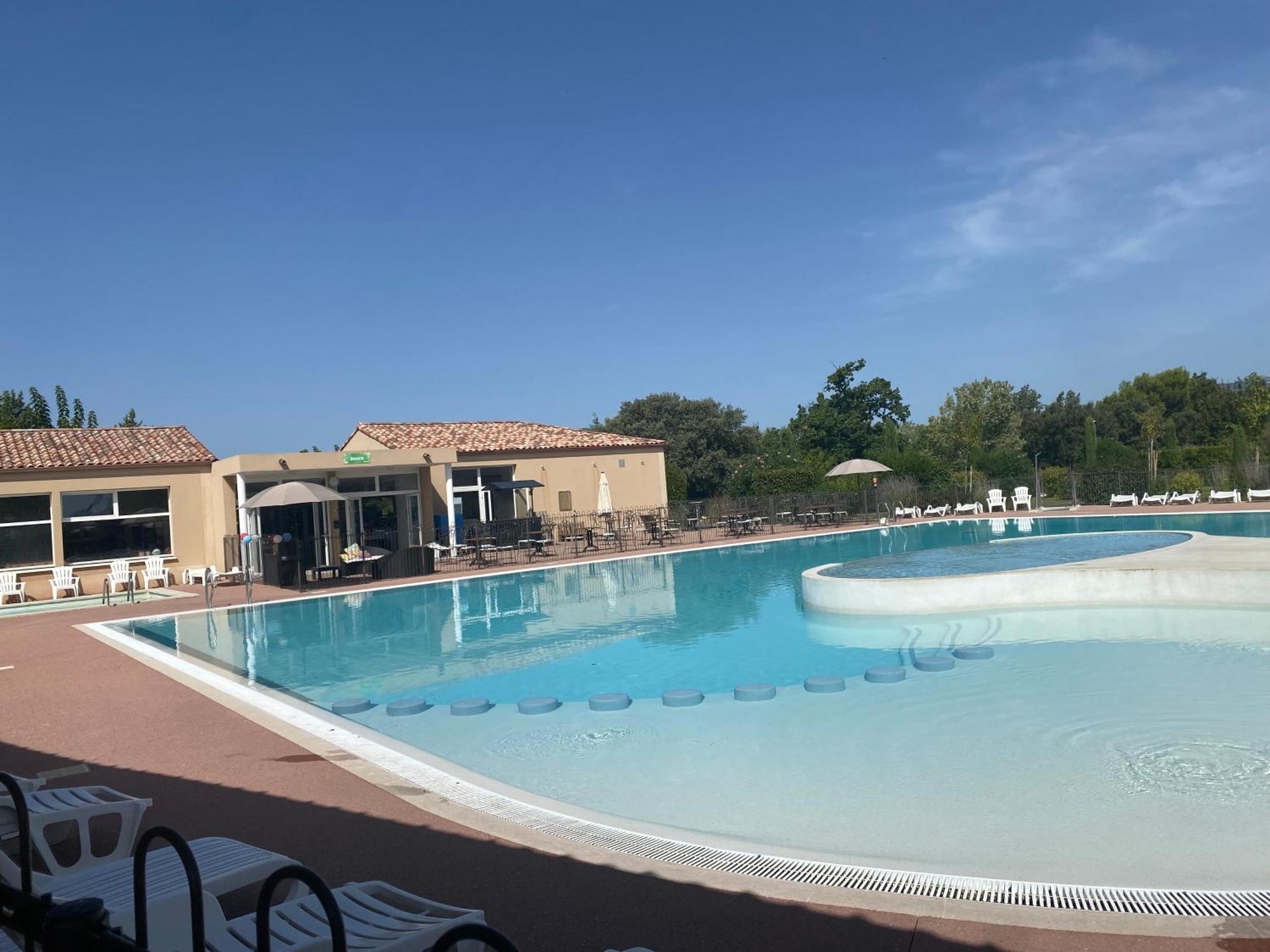 Maison Residence Les Demeures Du Ventoux Обиньон Екстериор снимка
